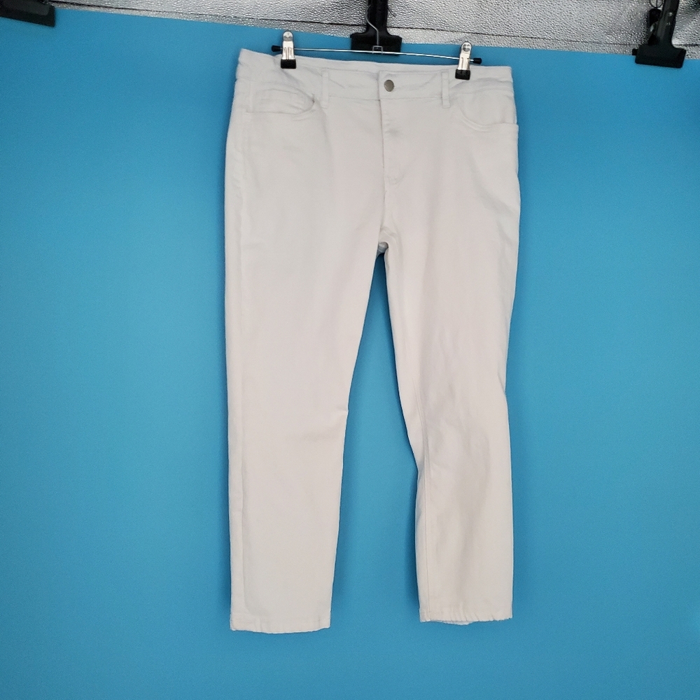 Ashley Mason Jeans Size 13 White Cropped Mid Rise Tapered